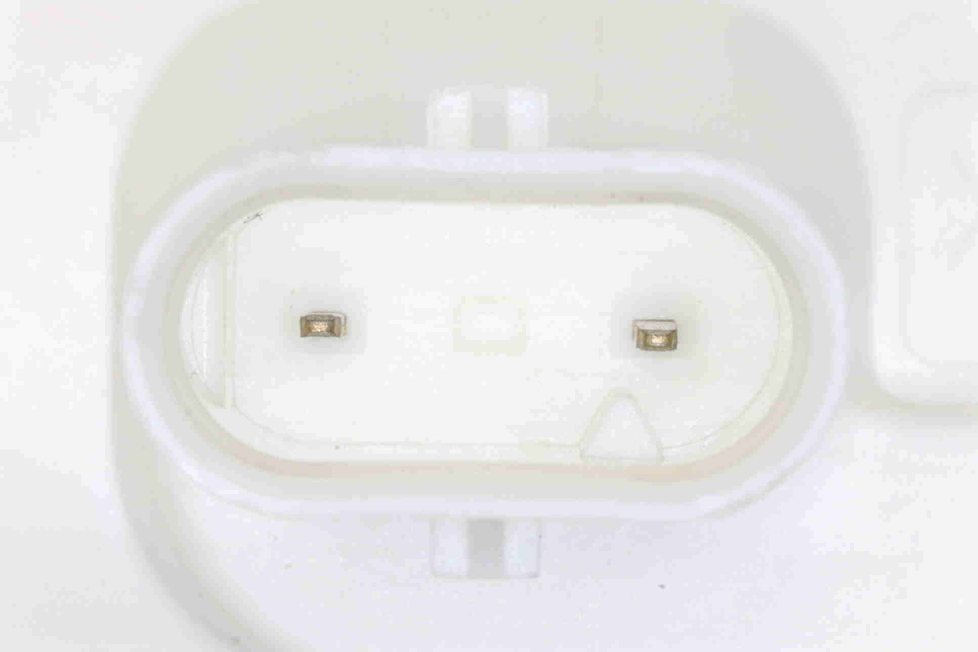 Pritraukiklių komplektas, bagažinės dangtis VEMO V30-85-0188