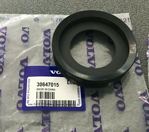 Riebokšlis VOLVO originalas 30647015 ( ! )