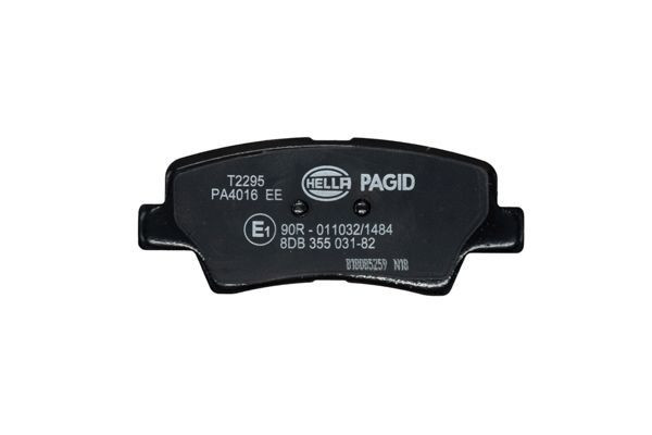 Stabdžių trinkelių rinkinys, diskinis stabdys HELLA 8DB 355 031-821