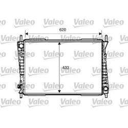Radiatorius, variklio aušinimas VALEO 734785