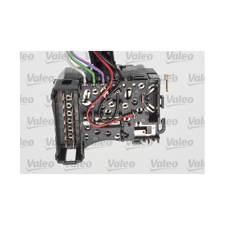 Vairo kolonėlės jungiklis VALEO 251604