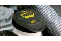 Automoblių langų plovimo skystis